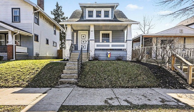 Luxe 2BR Franklinton - Private Patio - 2Car Garage