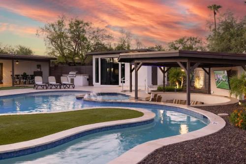 Luxe Resort Retreat