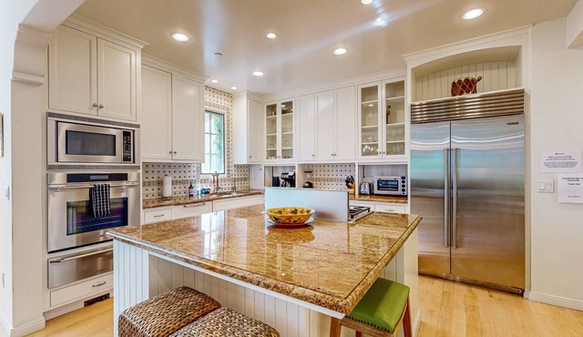 Luxe Villa in Funk Zone | Outdoor Kitchen, Mountain View, 2 Blocks to Beach
