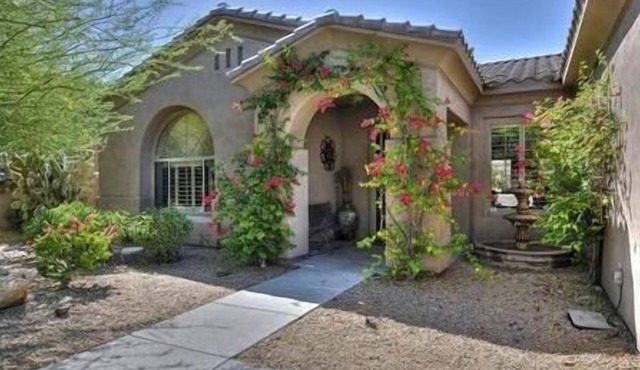 Luxury 4 Beds 3 Bath + TV Rm Private Pool. View! Golf & Trails. Great Location!