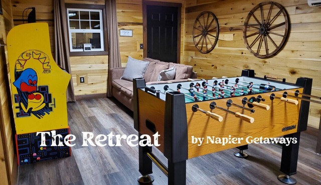 Luxury Cabin: Hot Tub, Bunk/Gameroom @CaveRunLake