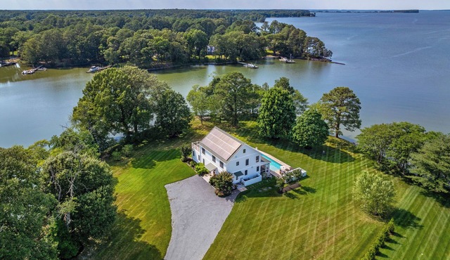 LUXURY COASTAL FARMHOUSE WATERFRONT W/HEATED POOL, DOCK, GOURMET KITCHEN