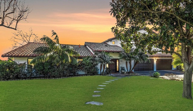 Luxury Home Atop the Hills