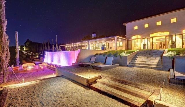 Luxury Mountaintop Estate in Napa Valley