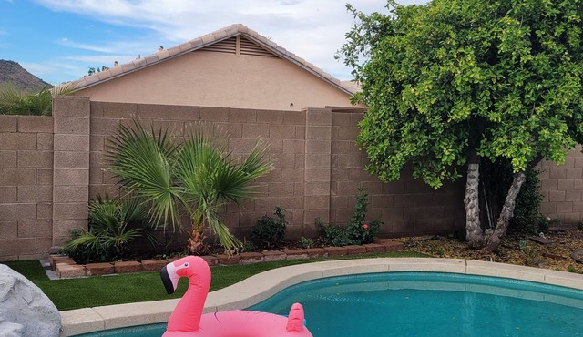 Luxury Pool Home Ideal for Travel Nurses & Corporate Stays 30+ Days
