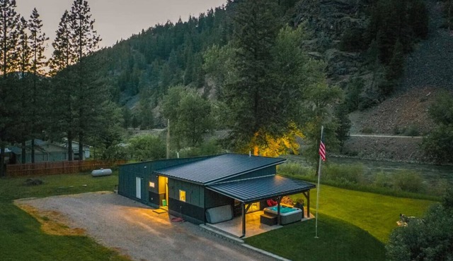 Luxury Retreat on Montana’s Iconic Blackfoot River