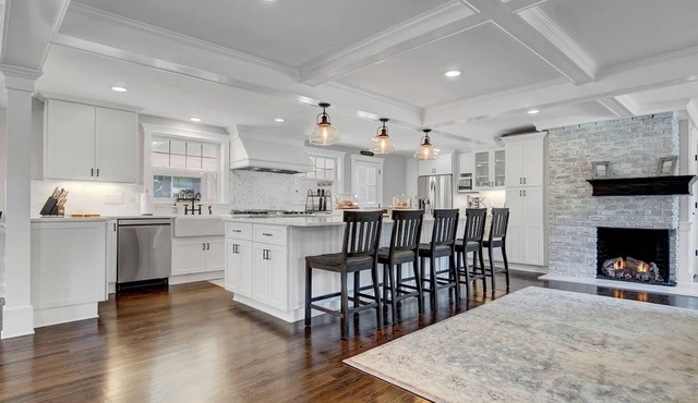 Luxury Stay in an Expansive Historical Home