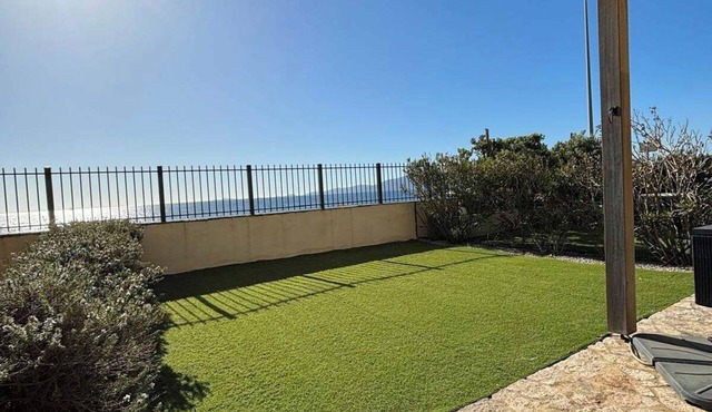 Luxury T3 apartment, seafront residence
