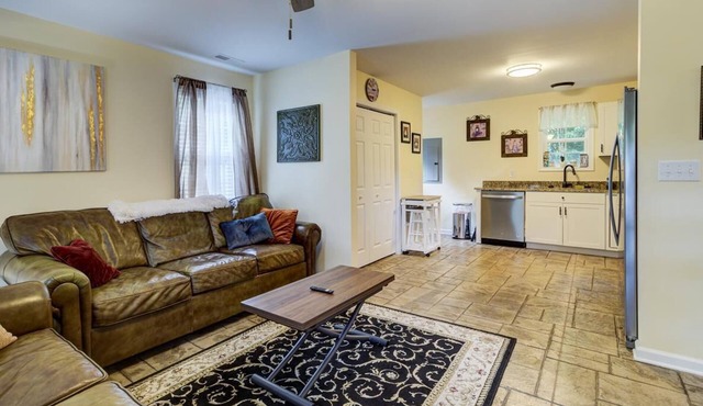 Maggie's Midtown Bungalow