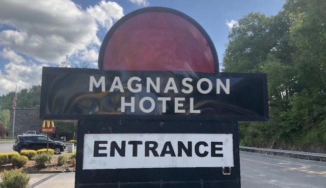 Magnason Hotel
