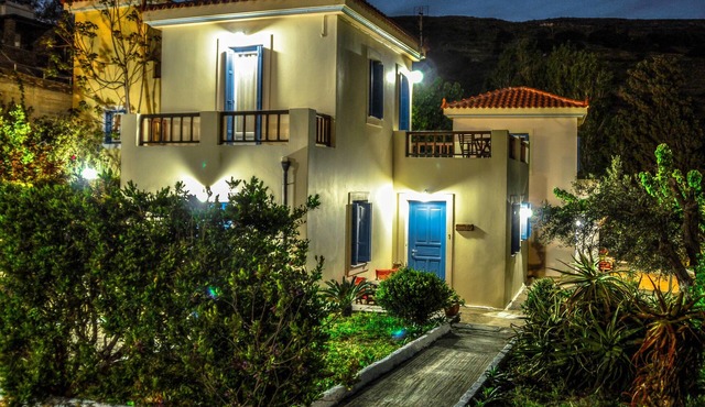 Mainades Maisonettes and Studios