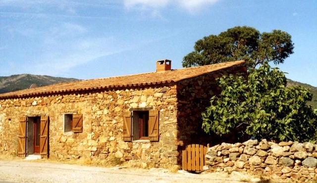 Maison de caractère, pierre sèche, Galéria, pour 2