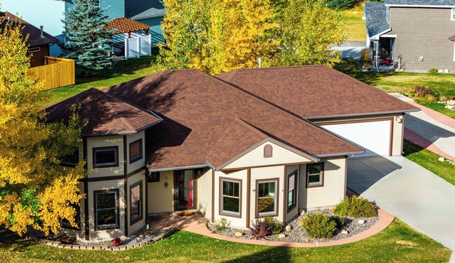 Manifest Mountains 3-bedroom 2-bathroom retreat in Red Lodge, Montana