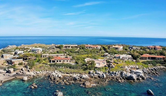 Marine de Davia - Corbara - sea view and access 100 m away - Swimming pool