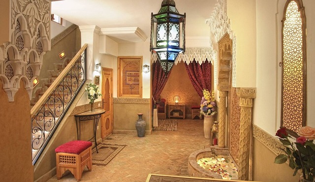 Marrakech Exclusive Rental - Household staff and transfer included. in Marrakech