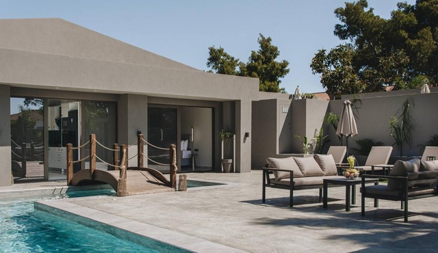 Mat Luxury Villa - Three Bedroom Villa, Sleeps 6