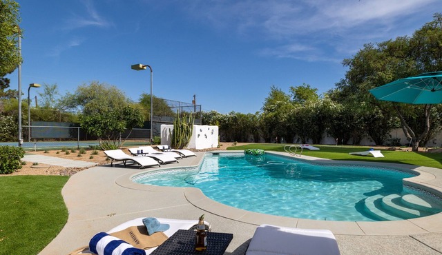 Mescal by Avantstay | Private Tennis Court, Basketball Court, and Golf Green