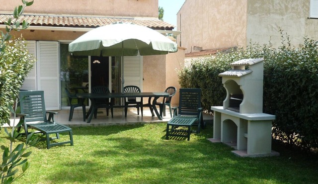Mini villa T3 comfortable, garden, 150 m from the beach: 6 people