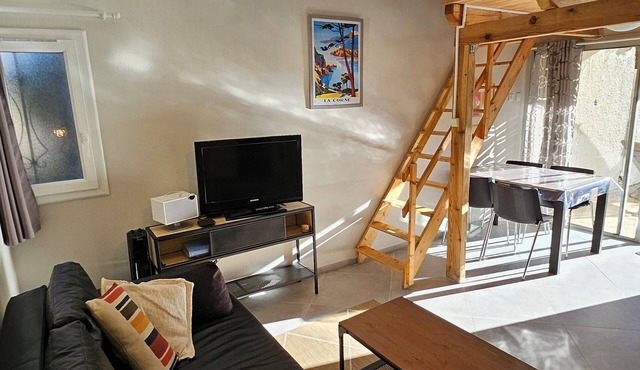 mini-villa with A/C in tree-planted residence - swimming pool, seaside, Corsica