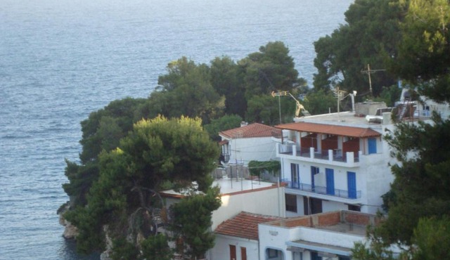 Mirsini Rooms
