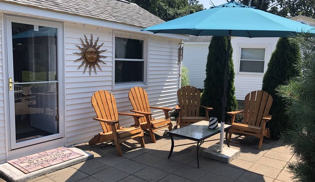Misquamicut Westerly Secluded Beach Cottage 2020 remodeled and upgraded.