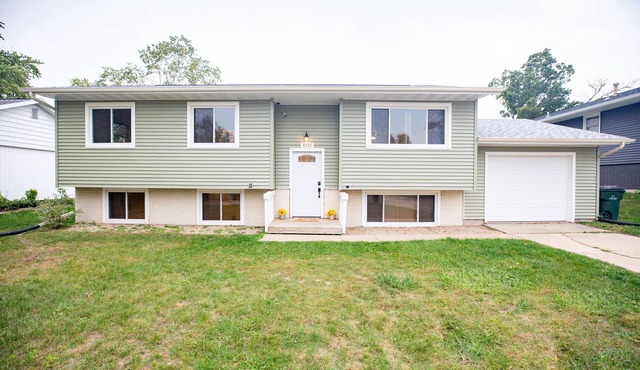 Modern & Homely 4 Bdr NE House by the Golf Course