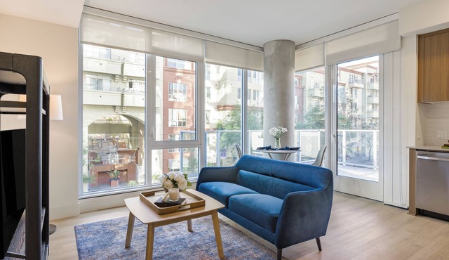 Modern Interiors + Rooftop + Pool | Near Harborfront | Ancora by AvantStay