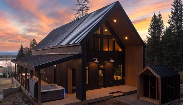 Modern Luxe Cabin w/Sauna, Hot Tub, and Lake Views