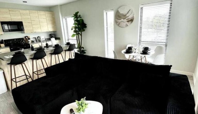 Monochrome Den