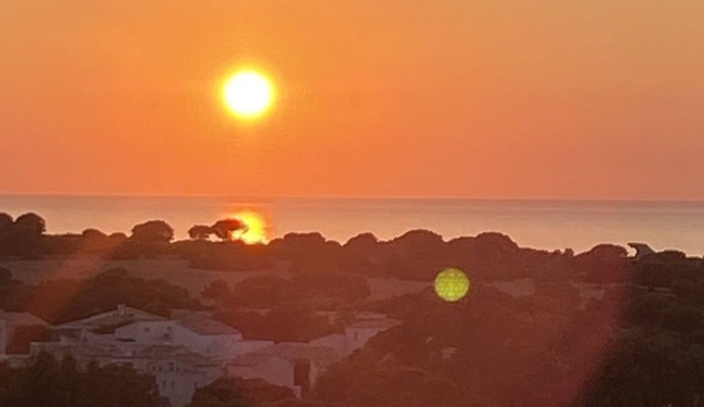 Monte e Mare residence, sea and sunset views, walking distance to the beach