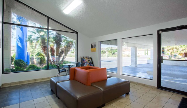 Motel 6 Kingman, AZ - Route 66 West