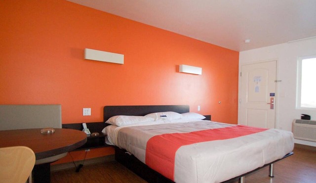 Motel 6 Victorville - Desert Express