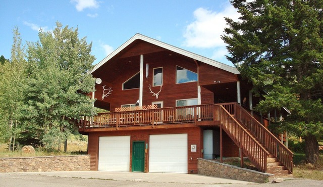 Mountain Views! - Near Yellowstone! - 7bdrm/4bath Home - Smart TV