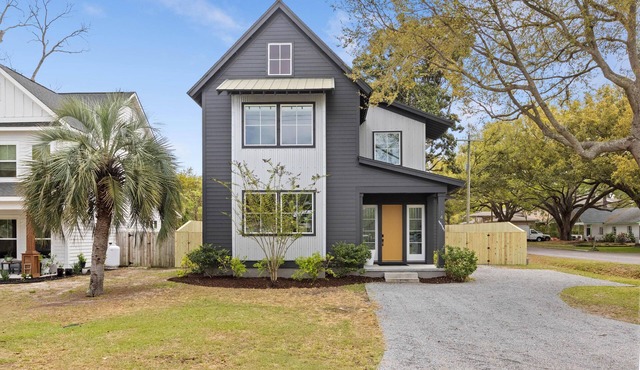 Music Manor-3-King Beds-Pool-Mins To Beach & DT