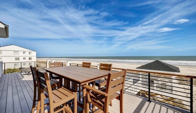 Namaste #216 - Dog Friendly Oceanfront Escape with Elevator, Loft, and More.