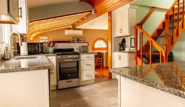 Nautically themed apartment with Ocean View