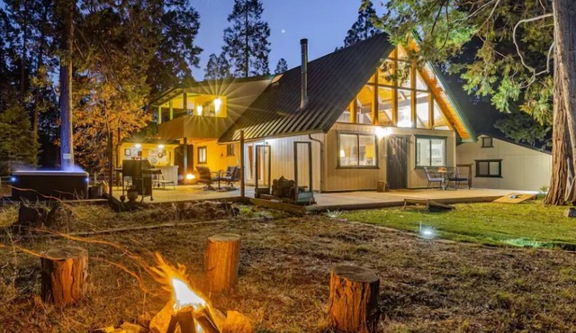 Near 2 Yosemite Entrances - Hot Tub - Fire Pit - Wood Burning Stove - Pets OK
