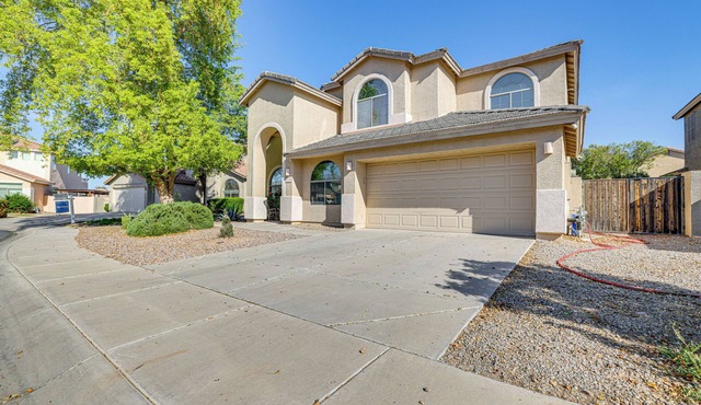 Near Golf Courses & Casinos: Maricopa Home w/Yard