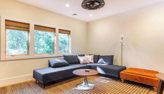 New and Modern Bridgehampton Accommodations
