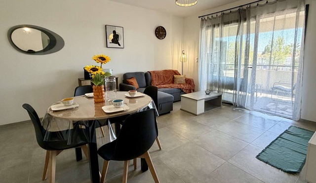 New apartment with AC and parking - Open view