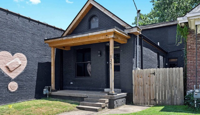 NEW Cozy Home in Shelby Park Near Cafes & Stores