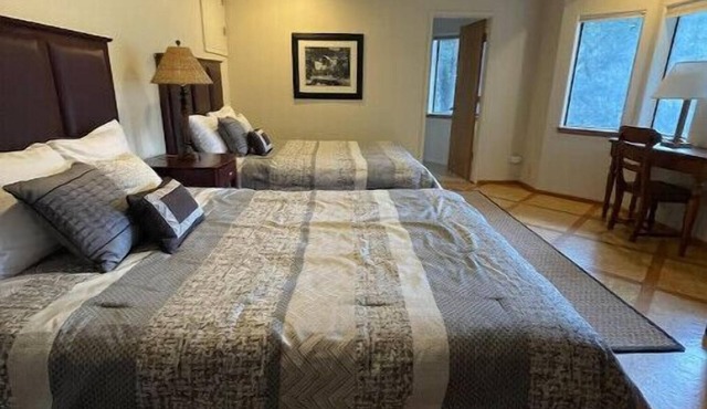 NEW Hunter House Retreat - 10.6 mi from Yosemite