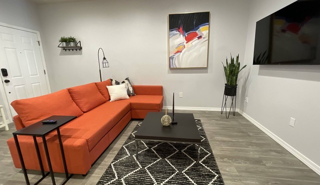 New! Sunny Scottsdale @ Heart of Old Town