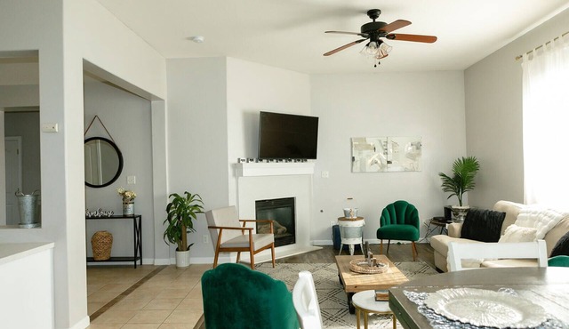 NW Farmhouse - The Perfect Place To Stay!