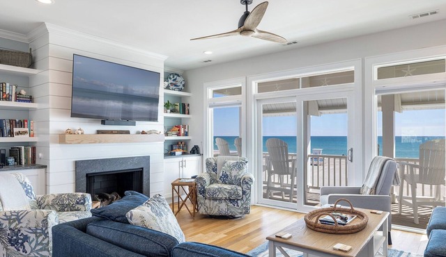 Oasis By the Sea - Oceanfront, 5 BRs, 4.5 BAs, Private Pool and Hot Tub