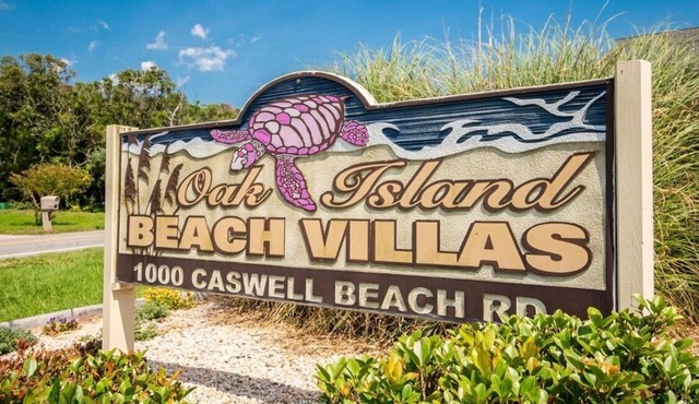 Ocean Front Paradise. Relaxing beach front condo with all the comforts of home.