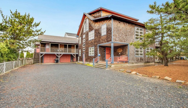 Oceanfront property with a private pool!