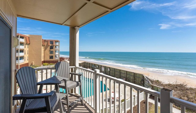 Oceanfront views, Beachfront condo, The Driftwood!