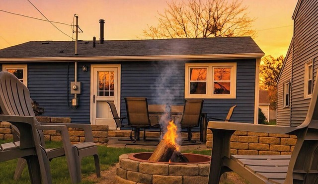 Old Homestead Beach! 3 Bedroom Home