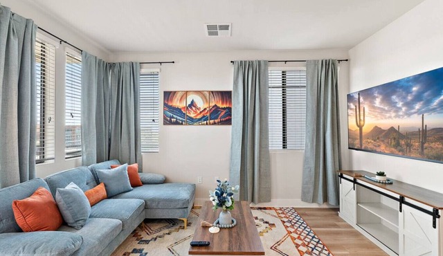 Old Town Scottsdale Gem! Pool2BR